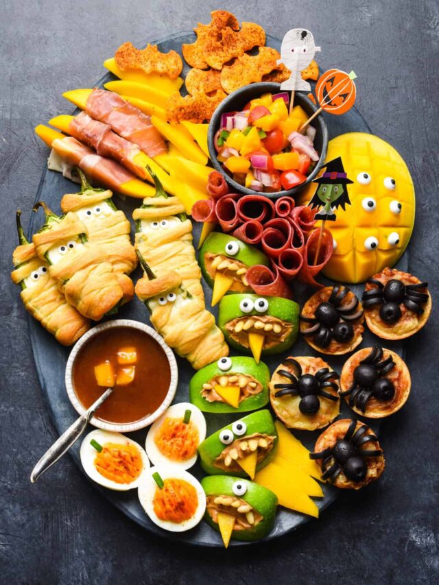 Halloween-Snack-Dinner-scaled