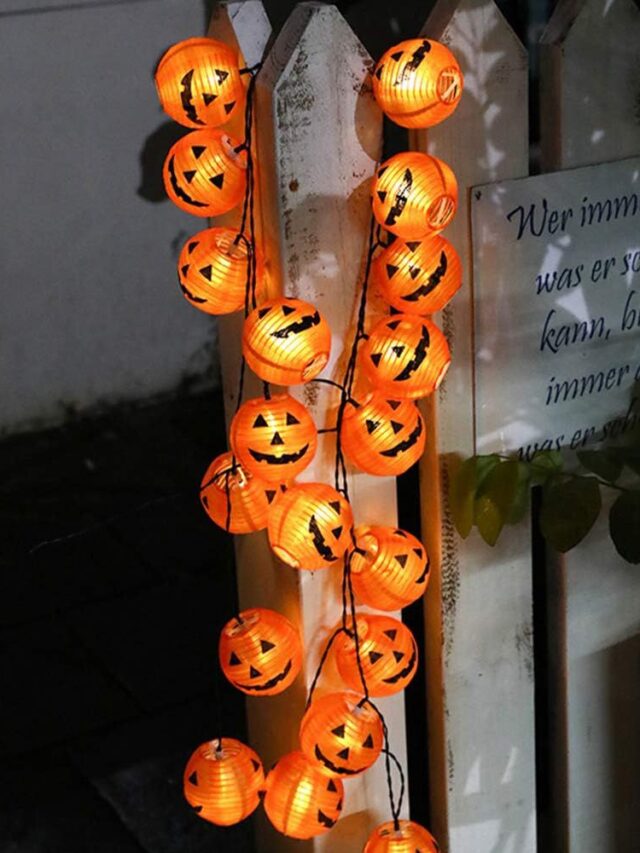 Halloween-Themed Garlands You Didn't Know You Needed