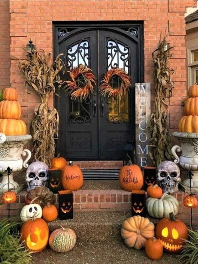 Spooky Halloween Decorations for Your Front Door