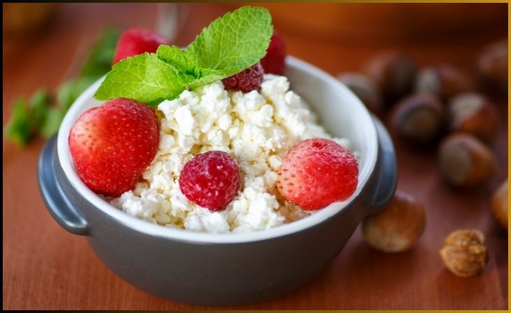 Cottage Cheese with Fruit