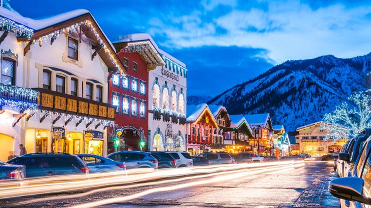 7 Best Places to Visit in America in December
