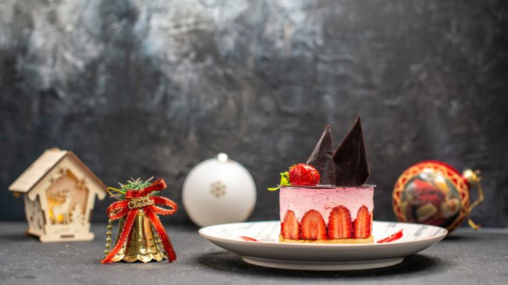 9 Christmas Cake Ideas for Your Holiday Dessert Table