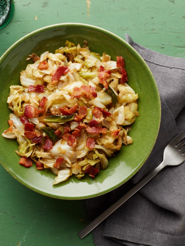 7 Keto-Friendly Cabbage Recipes That Are Perfect For St. Patrick's Day