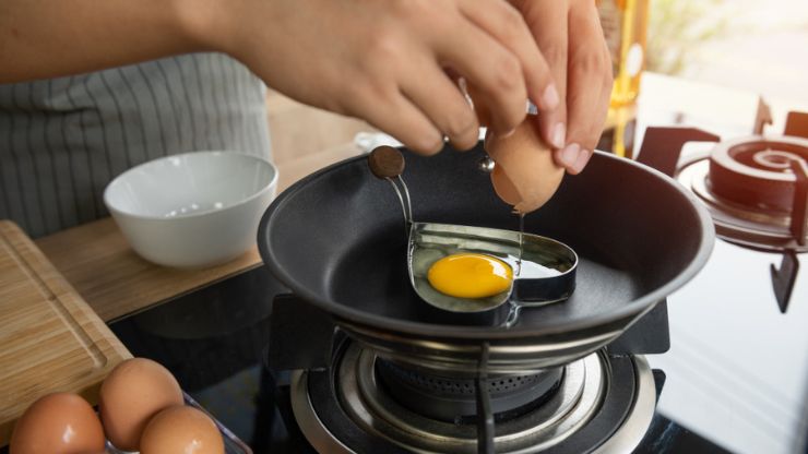 7 Tips You Need When Cooking Poached Eggs