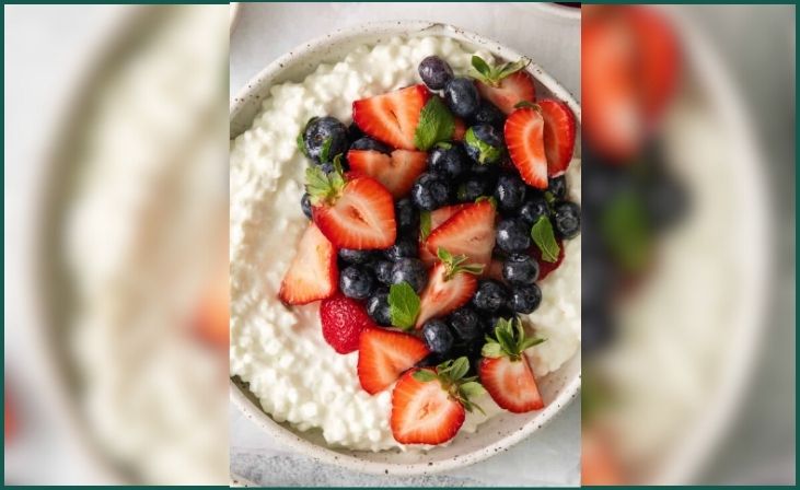 Cottage Cheese and Fruit Bowl
