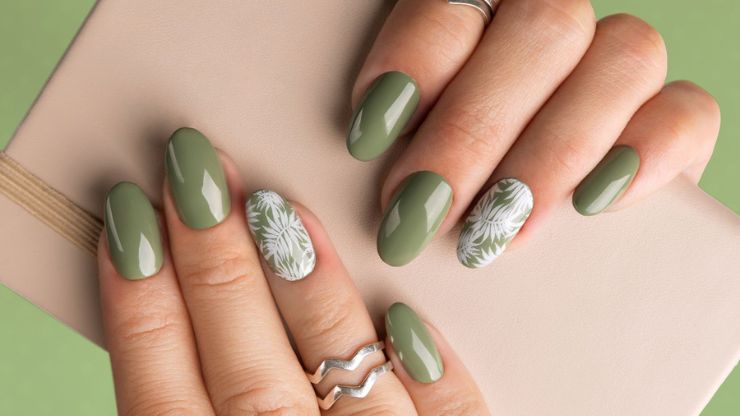 7 Olive Green Nail Designs That Work All Year Round