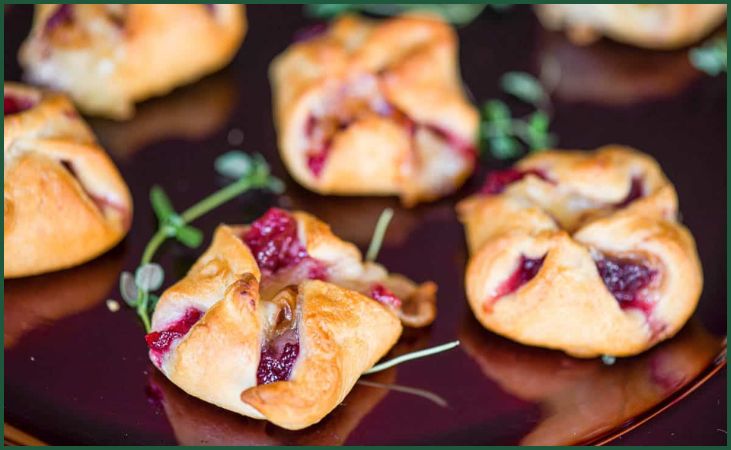 Cranberry Brie Bites